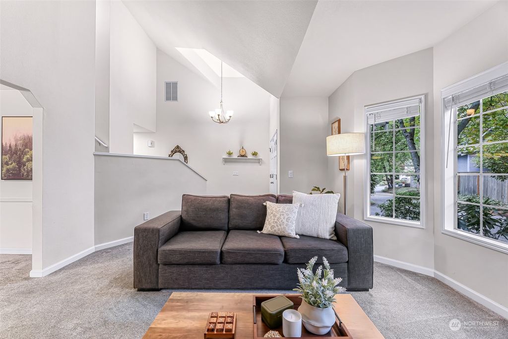 Photo of 23943 SE 42nd Place, Sammamish, WA 98029 (MLS # 2176415)