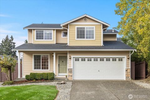 Photo of 18616 85th Ave Ave E, Puyallup, WA 98375 (MLS # 2446877)