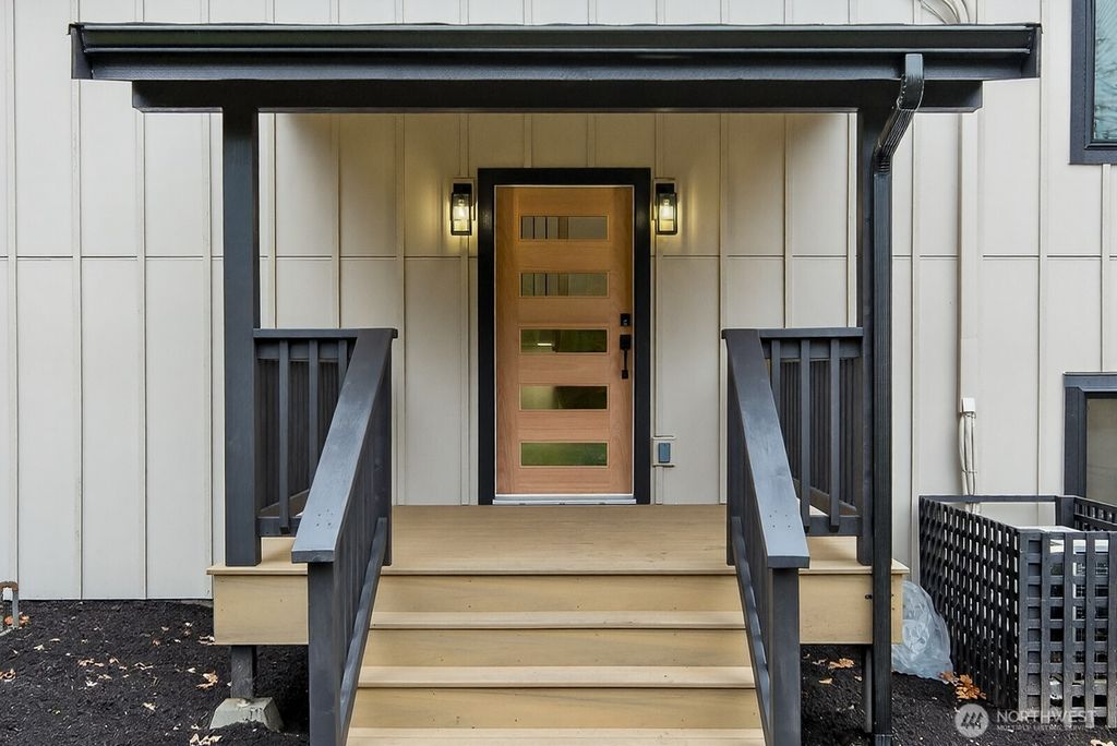 Photo of 1692 Oak Ridge Dr Dr, Camano Island, WA 98282 (MLS # 2475098)