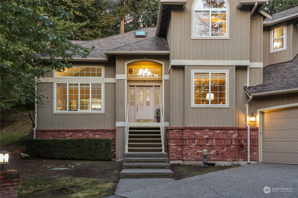 Photo of 17308 213th Avenue NE #1, Woodinville, WA 98077 (MLS # 2168492)