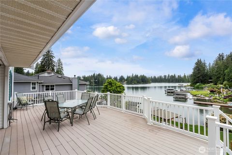 Photo of 4217 Lakeridge Dr East Dr, Lake Tapps, WA 98391 (MLS # 2405488)