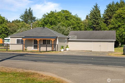 Photo of 1580 134th Lane Ln, Long Beach, WA 98631 (MLS # 2395042)