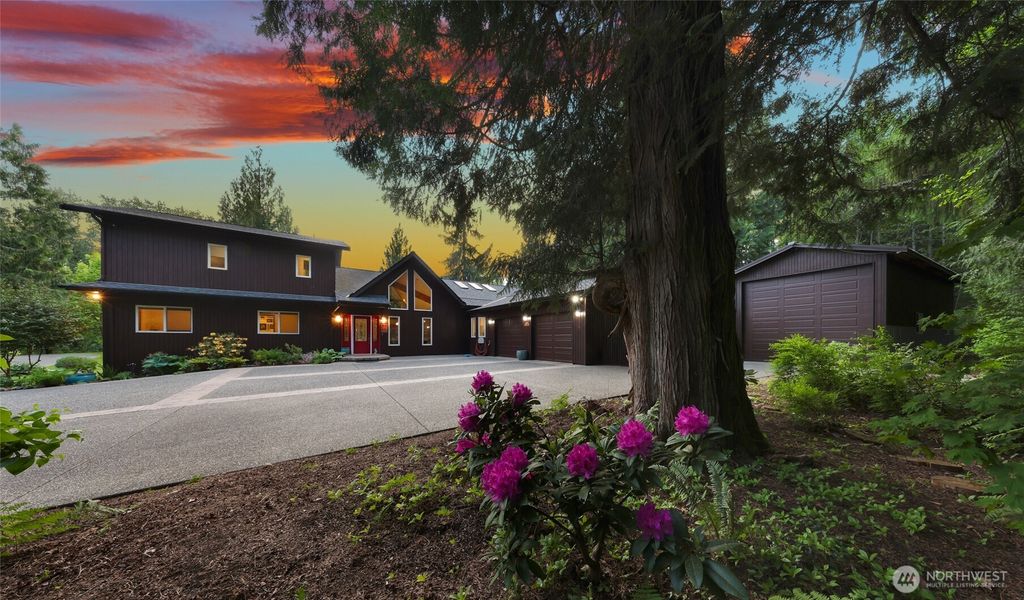 Photo of 12019 117th Avenue NE, Lake Stevens, WA 98258 (MLS # 2523563)