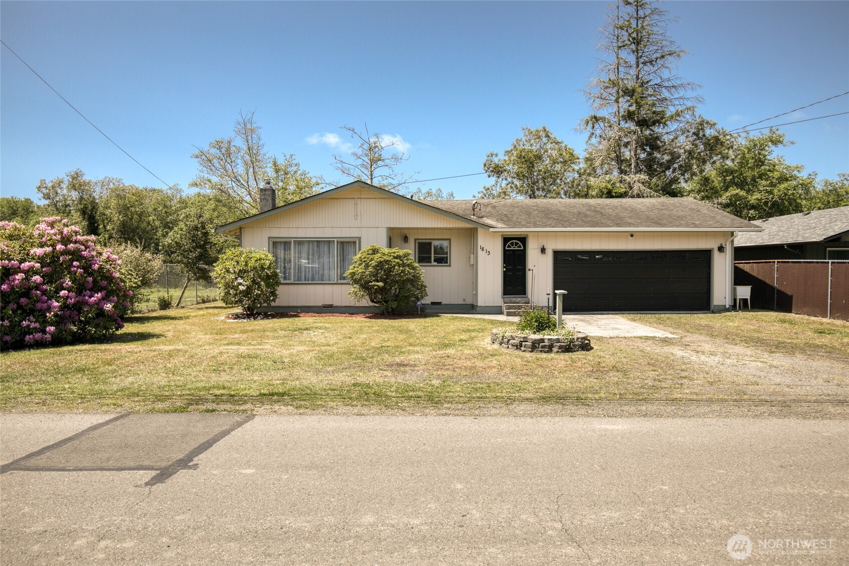 1813 Harding Road