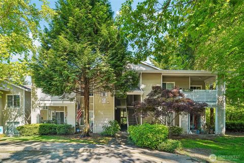 Photo of 801 Rainier Avenue N #B309, Renton, WA 98057 (MLS # 2528308)
