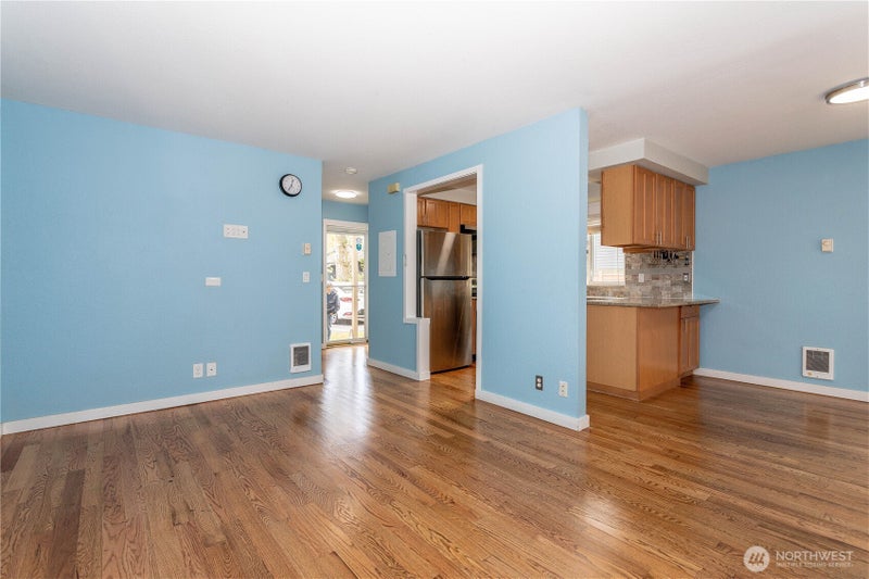 126 W Casino Rd 9