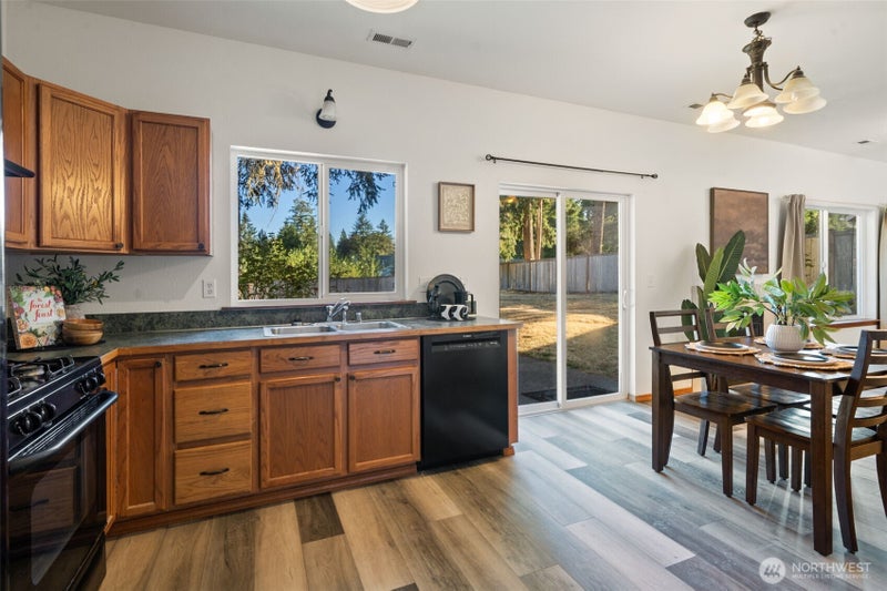 130 E Warbler Court