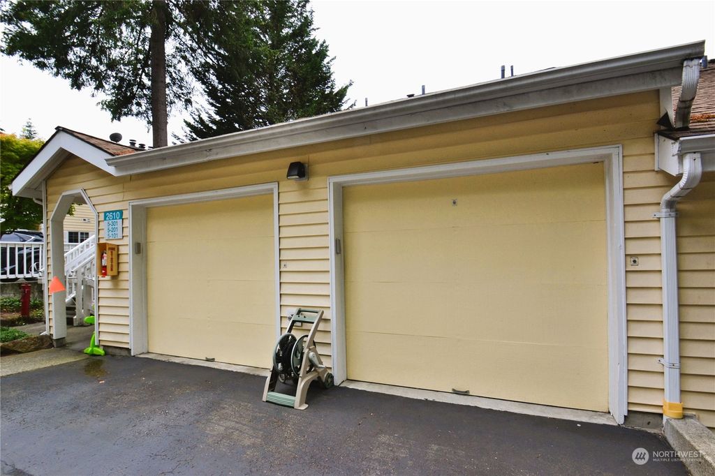 Photo of 2680 118th Avenue SE #5-103, Bellevue, WA 98005 (MLS # 2276394)