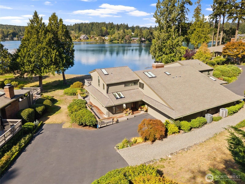 1804 Eagle Harbor Lane NE 4