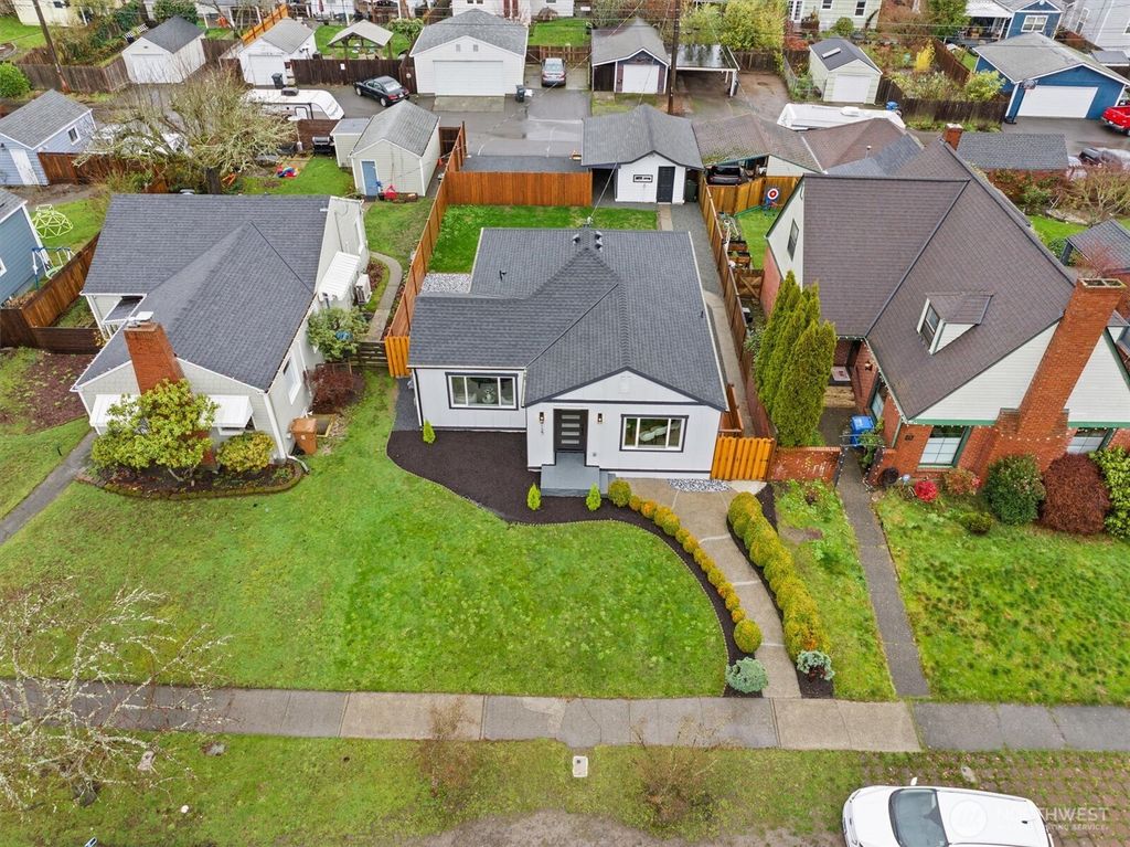 Photo of 4127 N 30th Street, Tacoma, WA 98407 (MLS # 2461519)