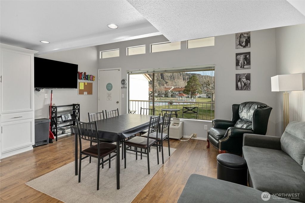 Photo of 8903 Crescent Bar Road NW #172, Quincy, WA 98848 (MLS # 2493273)