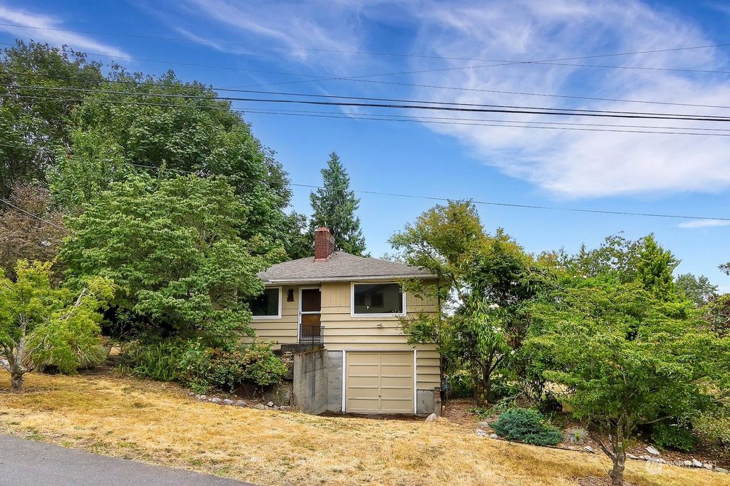Photo of 2314 S Forest Street, Seattle, WA 98144 (MLS # 2274266)