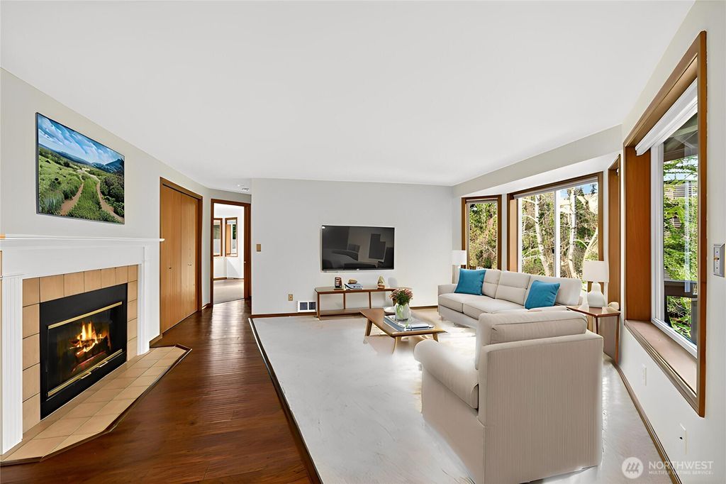 Photo of 432 3rd Avenue S #B204, Edmonds, WA 98020 (MLS # 2503086)