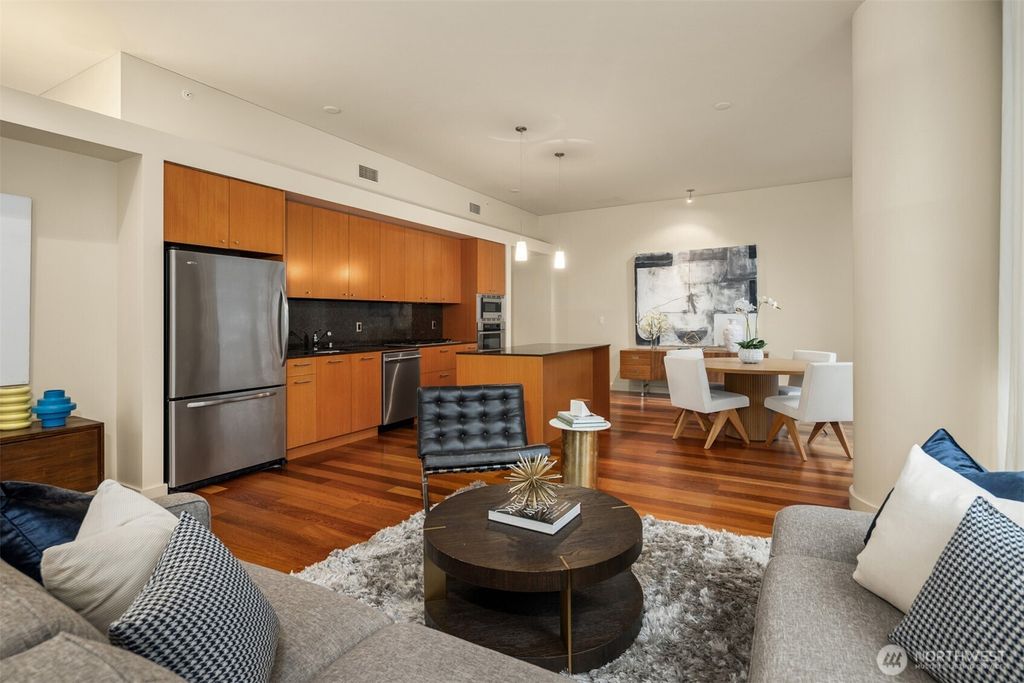 listing image 9364604416617134517