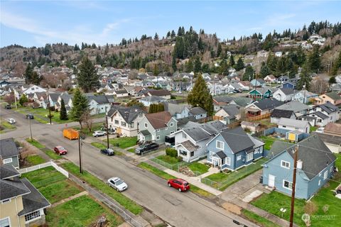 A home in Hoquiam