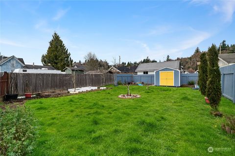 A home in Hoquiam