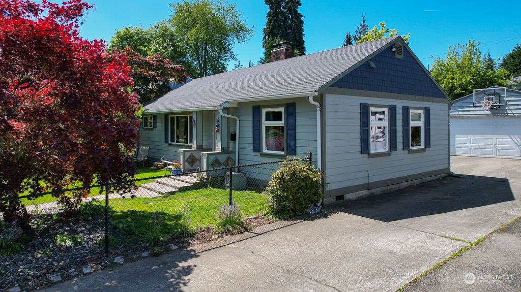 Photo of 9719 33rd Avenue SW, Seattle, WA 98126 (MLS # 2235298)