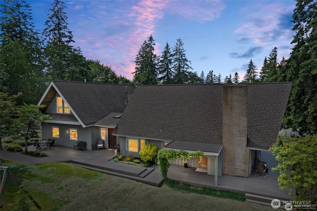 Photo of 21019 253rd Place SE, Maple Valley, WA 98038 (MLS # 2519099)