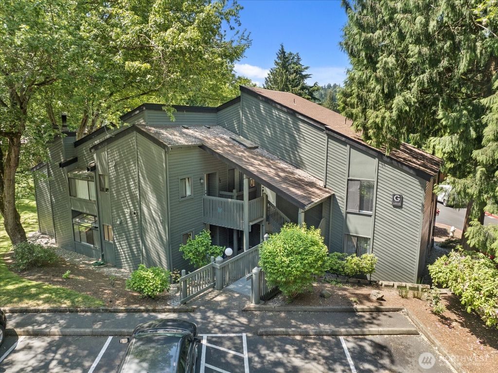 Photo of 10015 NE 123rd Street #G-A, Kirkland, WA 98034 (MLS # 2529753)