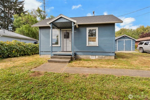 Photo of 405 Tacoma Boulevard, Algona, WA 98001 (MLS # 2589124)