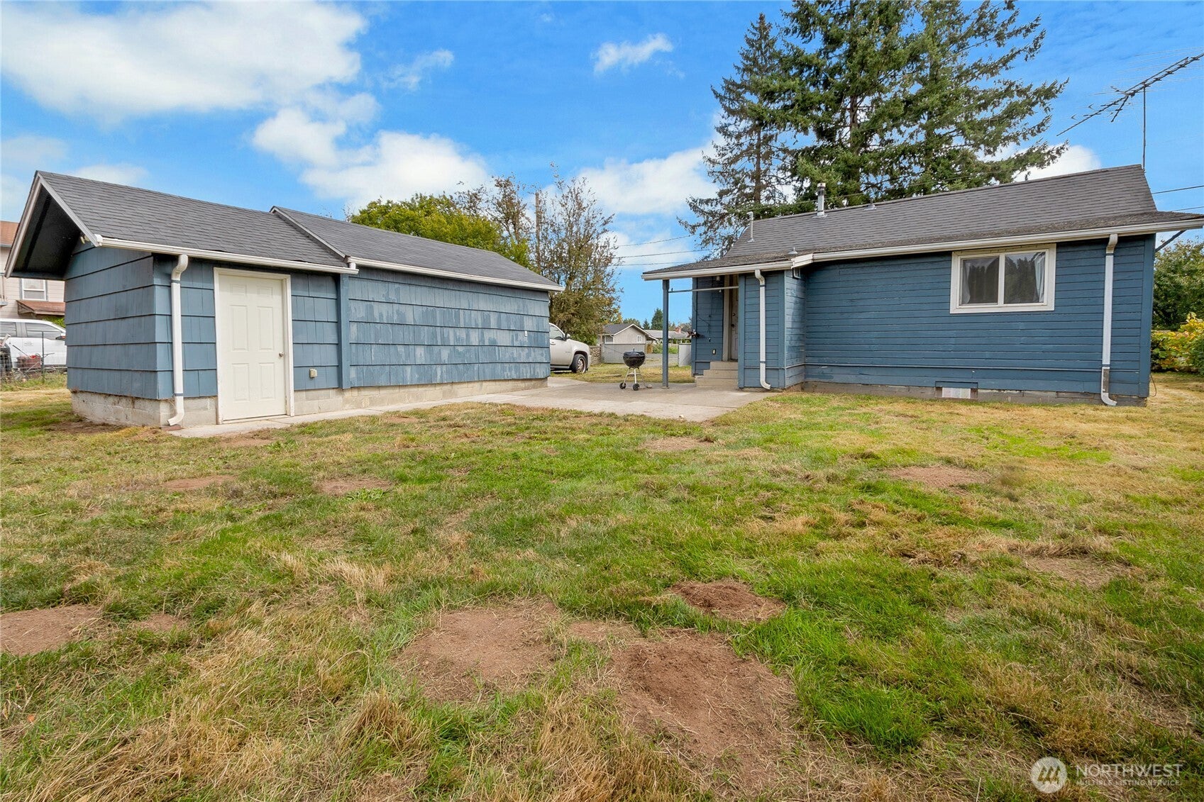 405 Tacoma Boulevard