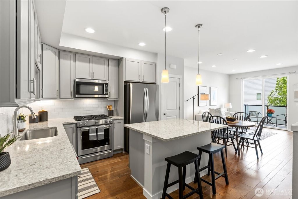 Photo of 3571 NE 146th Place, Shoreline, WA 98155 (MLS # 2395702)