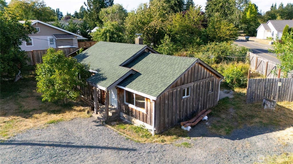 Photo of 306 W Washington Street, Napavine, WA 98532 (MLS # 2570401)