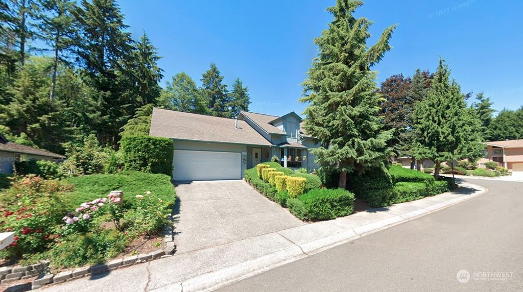 Photo of 4204 SW 317th Street, Federal Way, WA 98023 (MLS # 2194192)