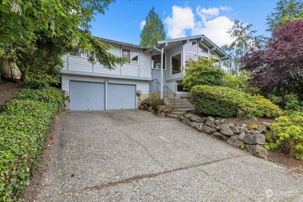 Photo of 12301 SE 47TH Street, Bellevue, WA 98006 (MLS # 2245520)