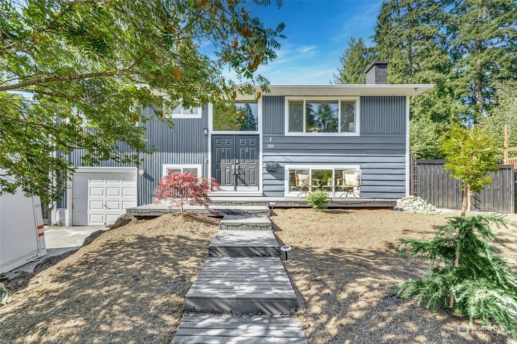 Photo of 3707 225th Place SW, Mountlake Terrace, WA 98043 (MLS # 2260024)
