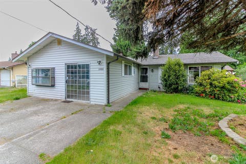 Photo of 16904 18th Avenue E, Spanaway, WA 98387 (MLS # 2533385)