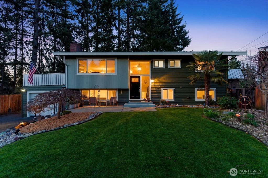 Photo of 6427 182nd Place SW, Lynnwood, WA 98037 (MLS # 2501216)