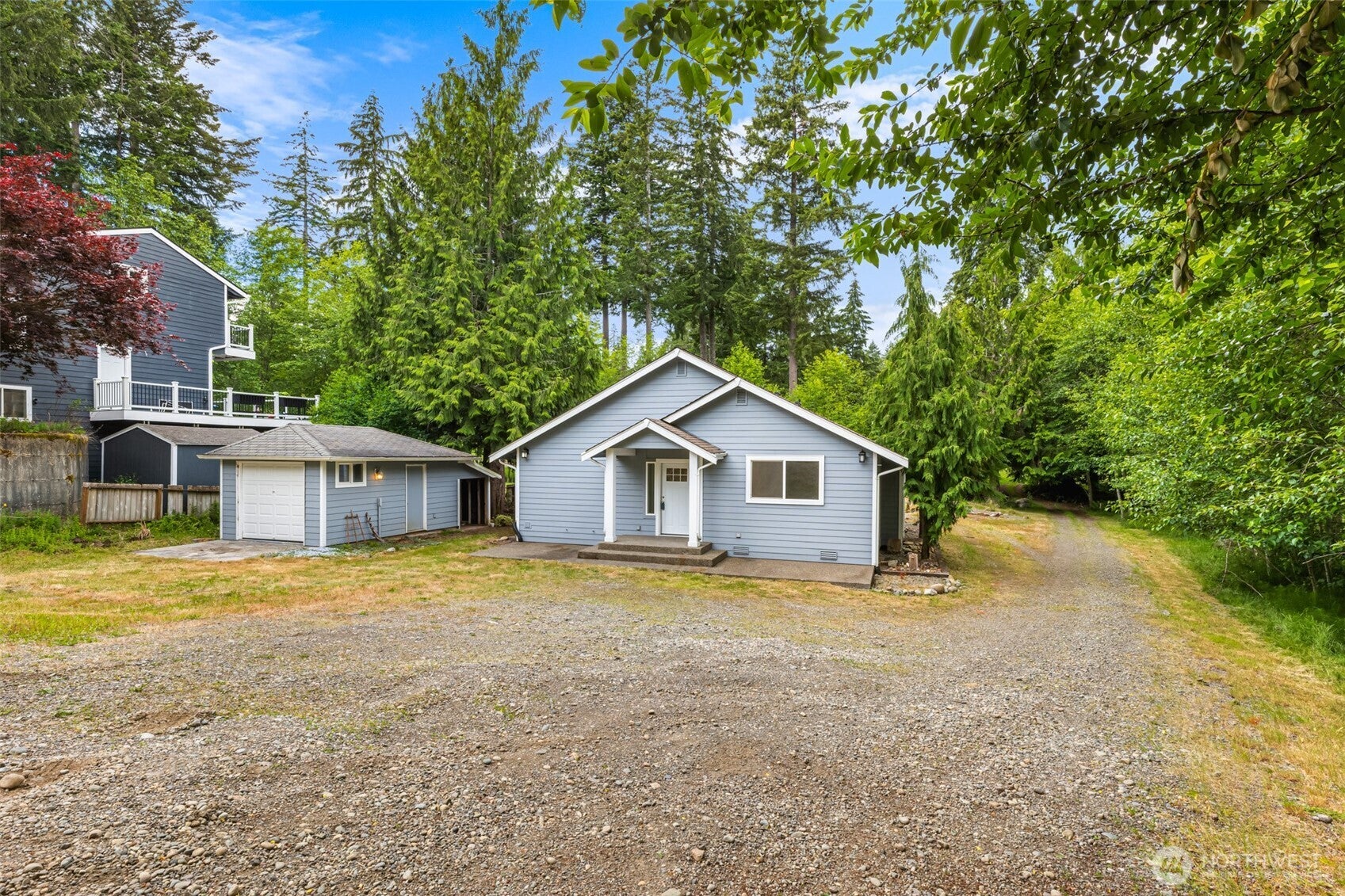 141 E Dunoon Place