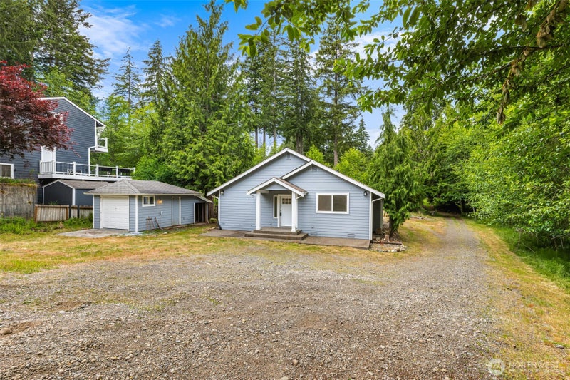 141 E Dunoon Place