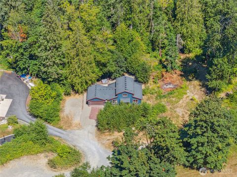 Photo of 23408 253rd Avenue SE, Maple Valley, WA 98038 (MLS # 2413502)