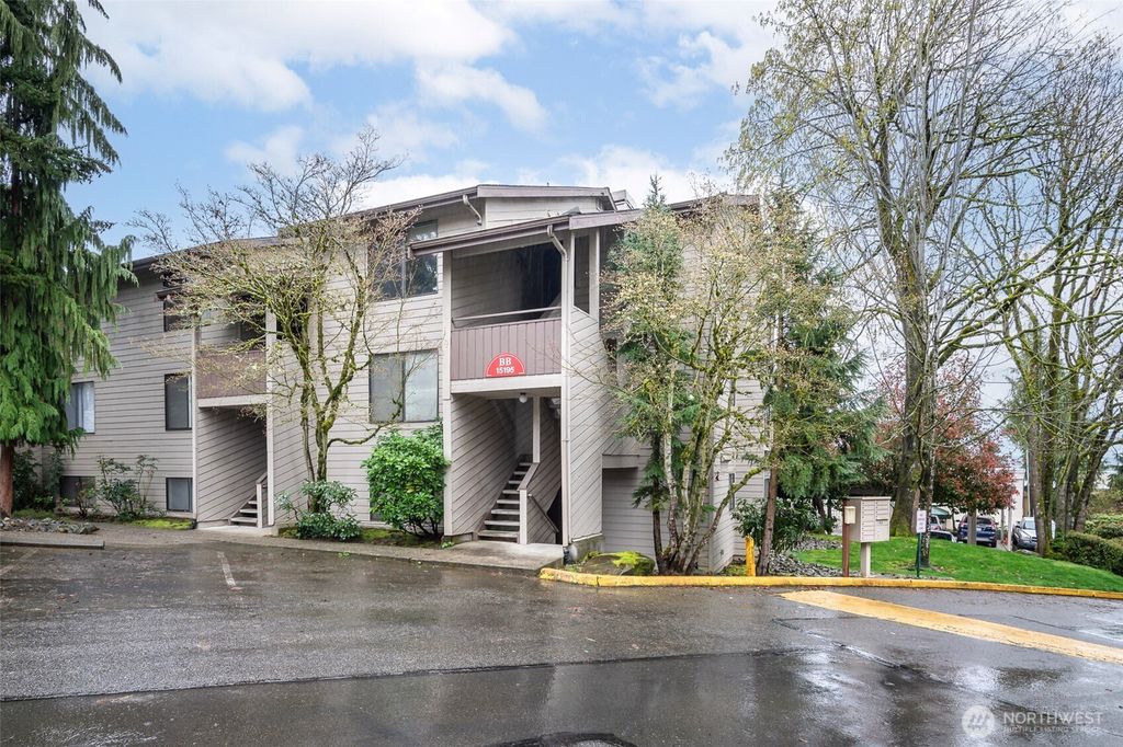 Photo of 15195 Sunwood Boulevard #BB11, Tukwila, WA 98188 (MLS # 2357541)