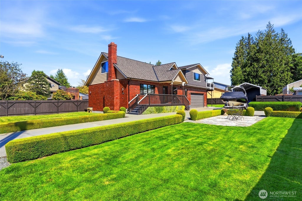 Photo of 423 106th Place SW, Everett, WA 98204 (MLS # 2538029)