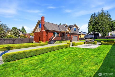 Photo of 423 106th Place SW, Everett, WA 98204 (MLS # 2538029)