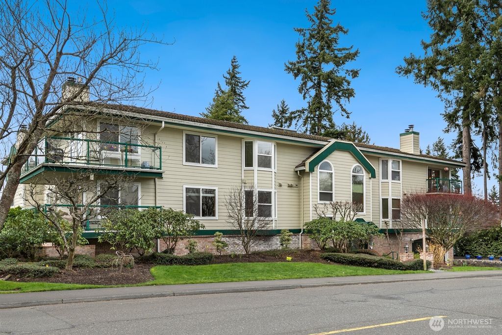 Photo of 609 7th Ave N #B304, Edmonds, WA 98020 (MLS # 2486470)