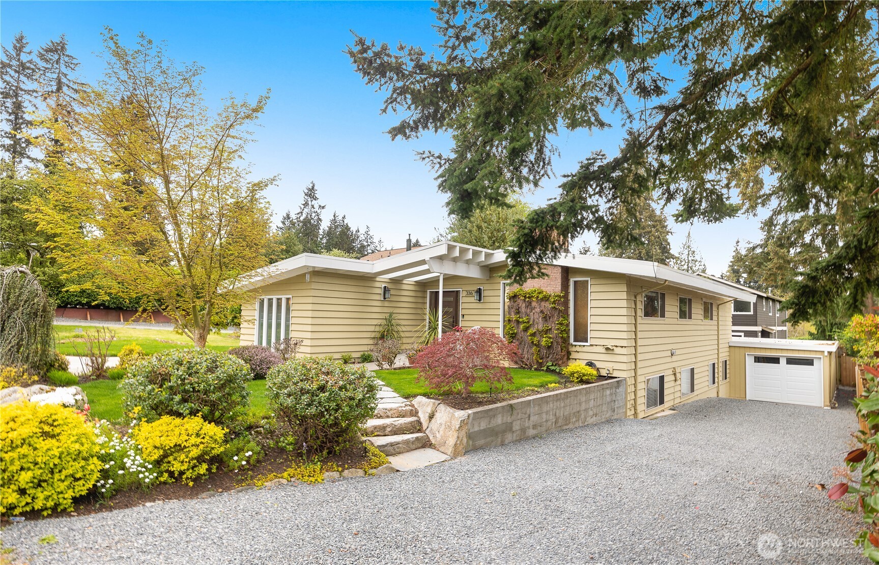 336 N 160th Street