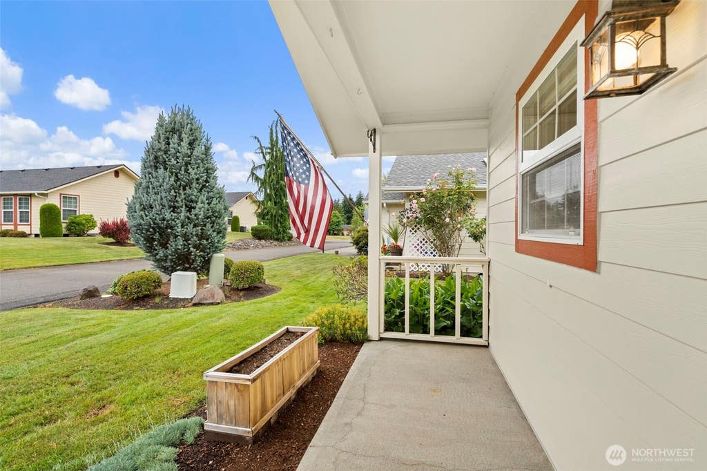 Photo of 1182 Emerson Lane, Centralia, WA 98531 (MLS # 2544209)