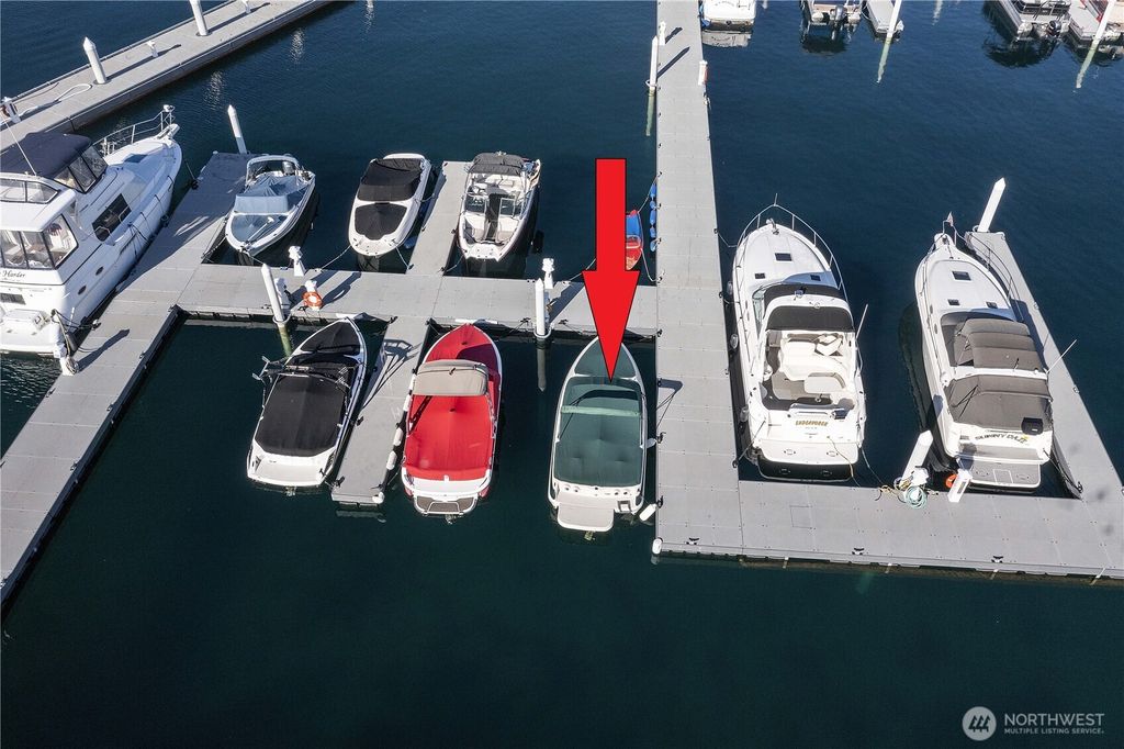 Photo of 1350 #B8 W Woodin Avenue, Chelan, WA 98816 (MLS # 2466826)