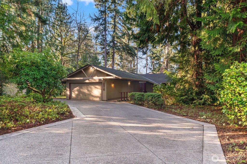 Photo of 18710 88th Avenue W, Edmonds, WA 98026 (MLS # 2469758)