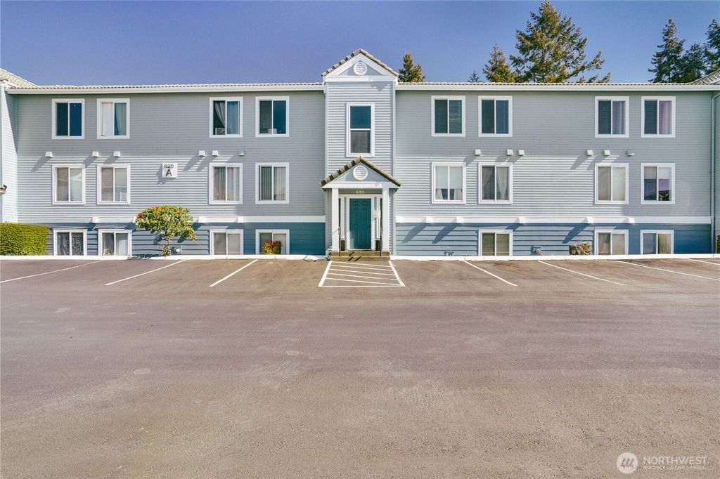 Photo of 625 N Jackson Avenue #A-23, Tacoma, WA 98406 (MLS # 2504103)