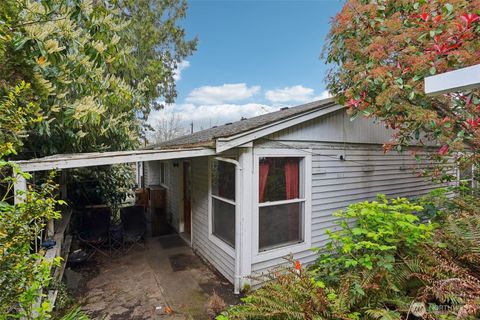 Photo of 3416 Claremont Avenue S, Seattle, WA 98144 (MLS # 2402452)