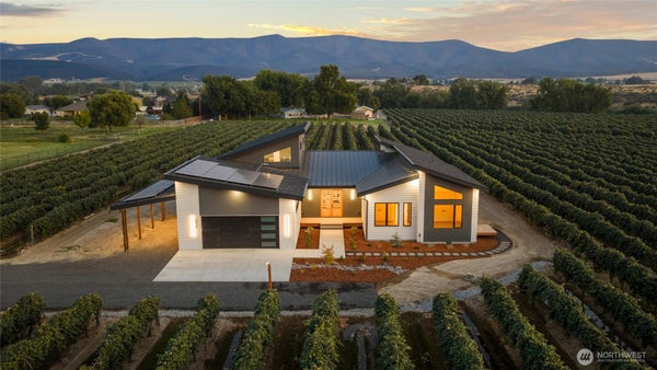 1036 LOWER COUNTY LINE RD, PROSSER, WA 99350 - Image 8ba17a76ee50e1fd53dbb3d20a92bb3e/36509913