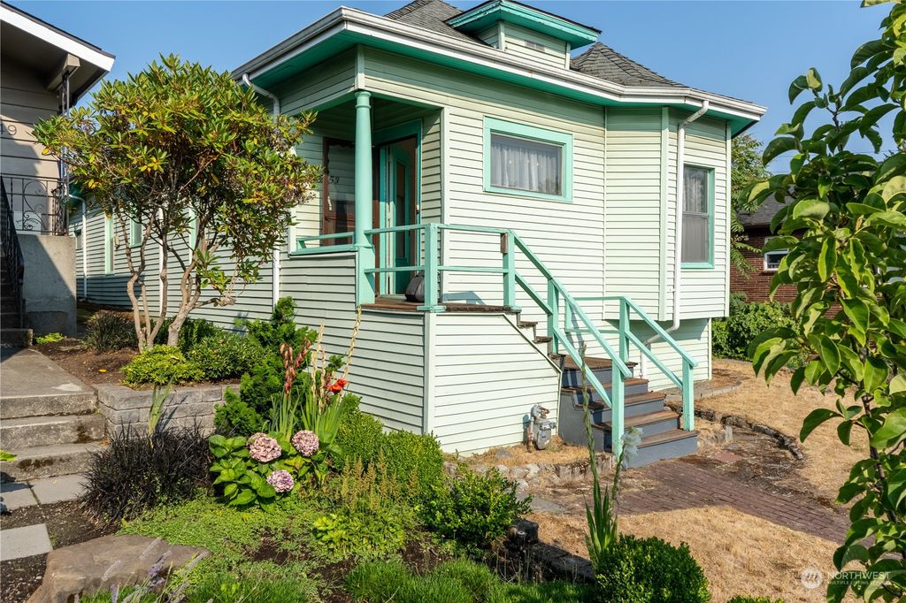 Photo of 2153 4th Avenue W, Seattle, WA 98119 (MLS # 2154151)