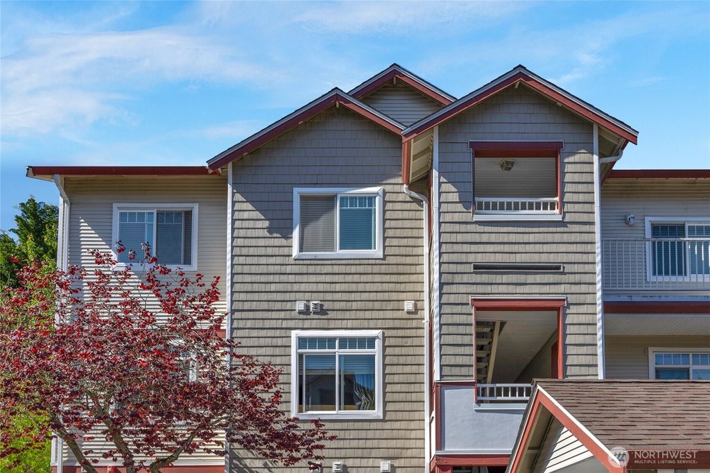 Photo of 14815 29th Avenue W #J301, Lynnwood, WA 98087 (MLS # 2382582)