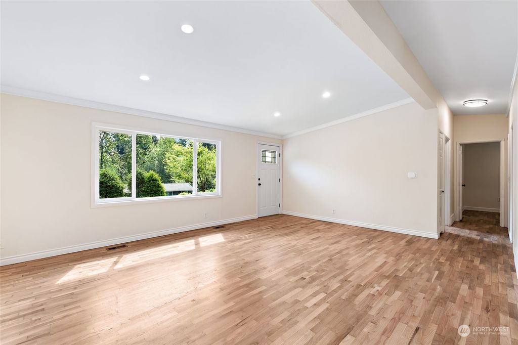 Photo of 13207 178th Avenue SE, Renton, WA 98059 (MLS # 2074998)