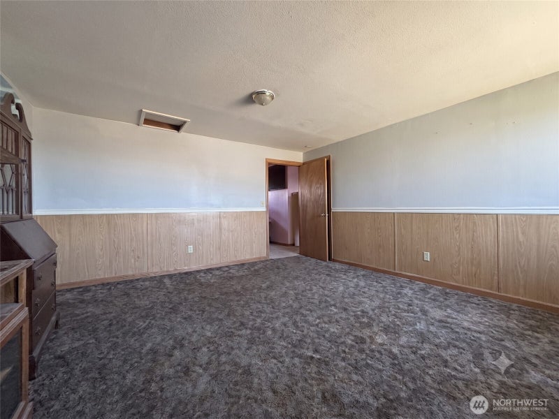 2745 NE Westshore Dr